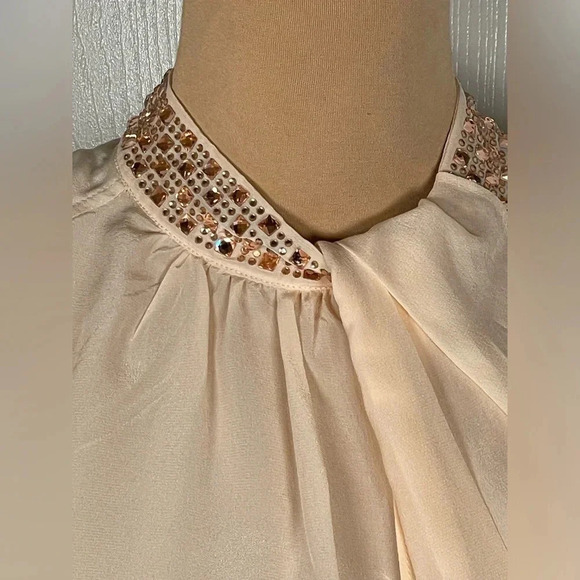 BEBE Sleeveless Jeweled Halter Neck Nude Collar Blouse Small - Picture 3 of 7